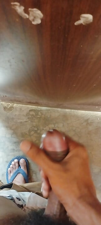 Jerkin cumshot