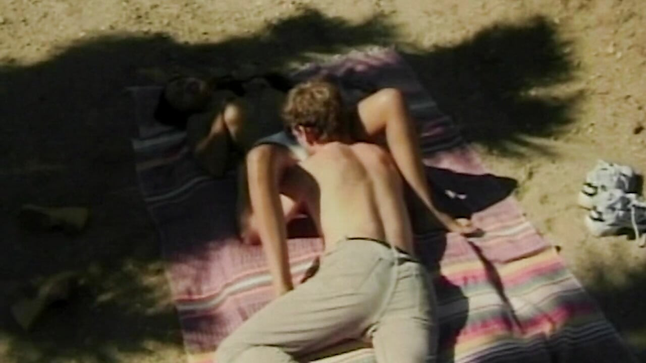 sündige Neugier geht völlig ab mit jungen College-Girls