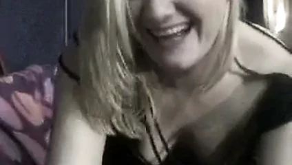ErikaSmoke6