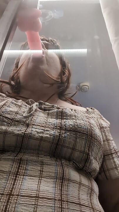 Kelli completes her Deep throat training at an open window