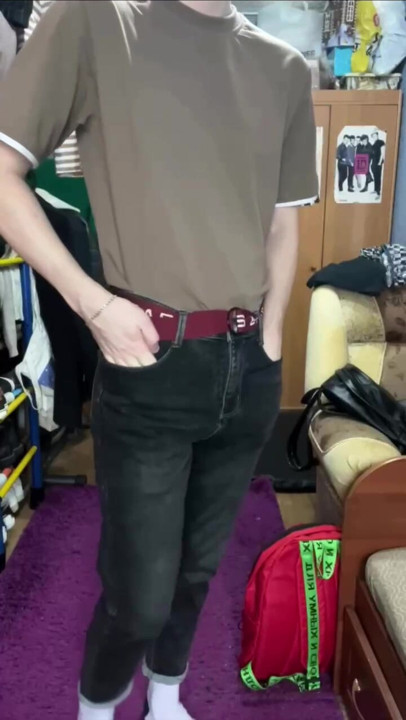 I show myself before I undress, subscribe, it will be interesting