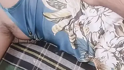 Priya yenge ilk kez devar ile götünü sikiyor