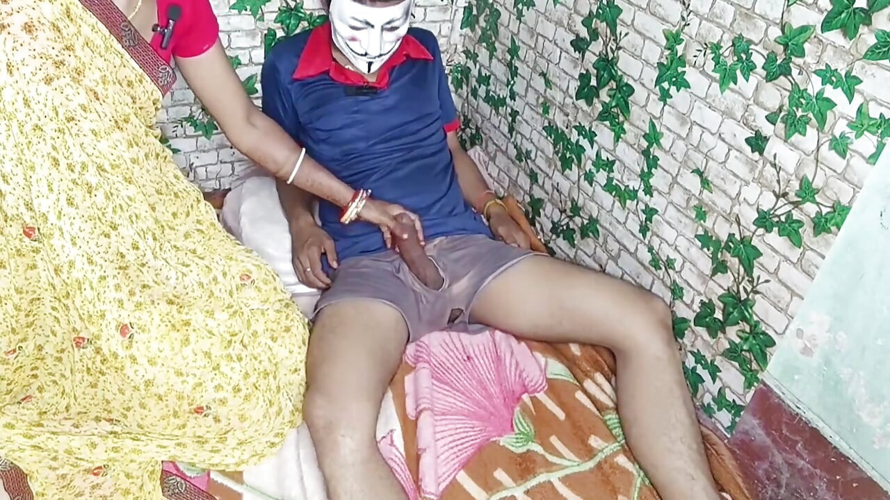 Skinny Hot and Sexy Bhabhi Fucking 8inc Dragon Condom Small Pussy,skinny Bhabhi Fucking 8inc Dragon Condom