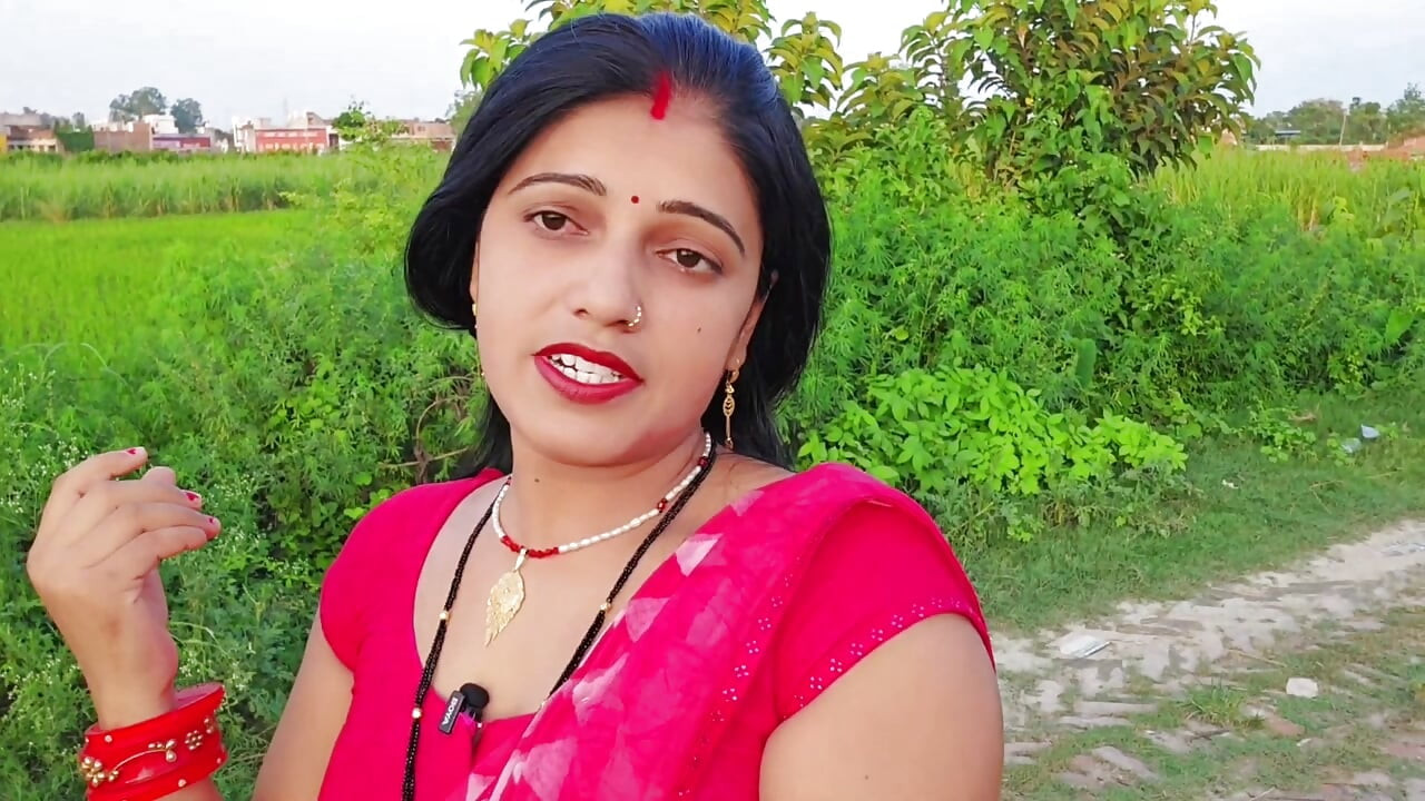 Desi innocent girl har fuck, Local Indian girl fucking video with condom