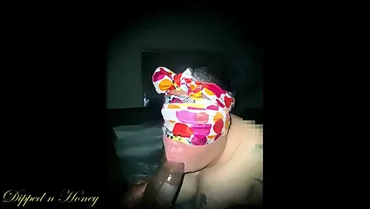 Cewek ini nyepong kontol besar dan ngentot celana dalamnya sambil kami ngentot!!