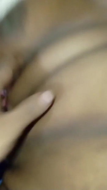 Momento da condividere da "I veri amici hanno solo bisogno di ottenere il nostro servizio e poi possiamo andare in camera"