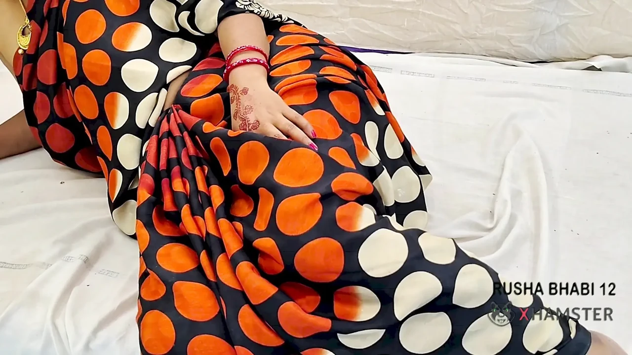 Indian Desi Wife Fuking homemade cowgirl position loudly moning young Boy fuck