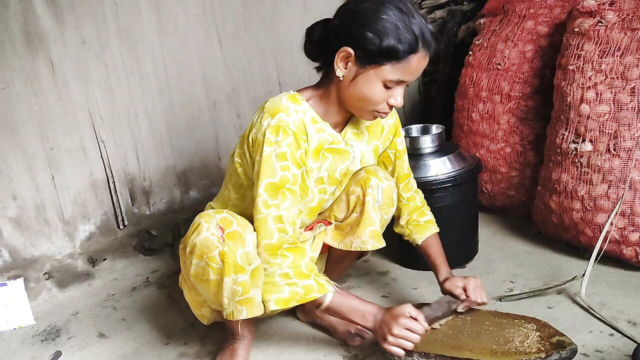 "Hot Village 🔥 Life Moments | Indian village girl's original vibration video!