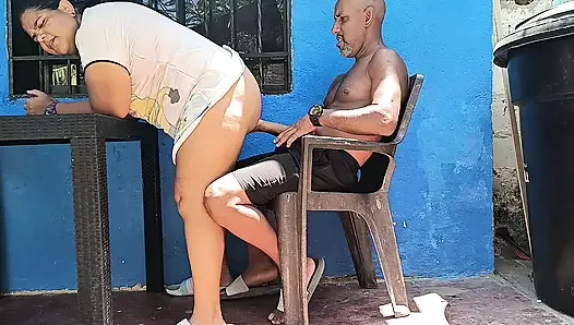 Outdoor-sex mit meiner geilen, dicken nachbarin