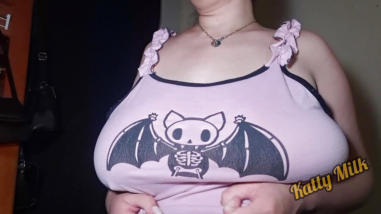 Do you want to play with my Huge Natural Tits Katty Milk