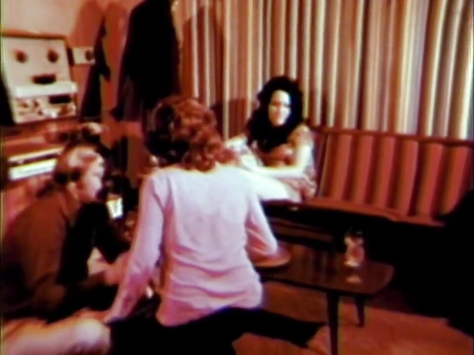 Vintage big cock pussy penetrated