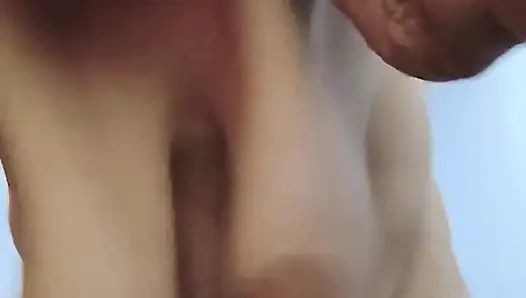 Arkasından sikildi ve o amcığını sikti