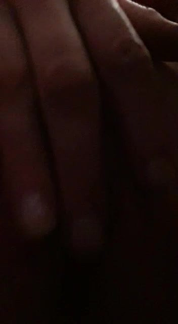 German Amateur play with her clit