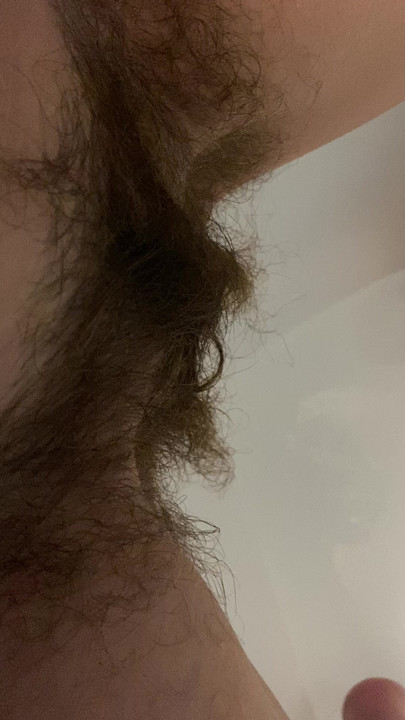 Pissing in the bathtub hairy cunt