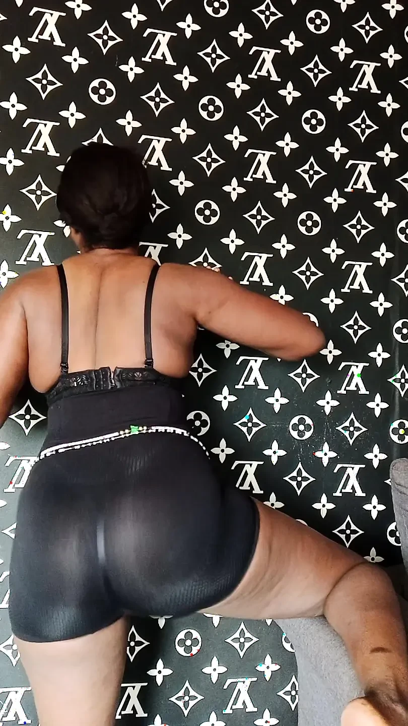 See the latest pregnancy momma