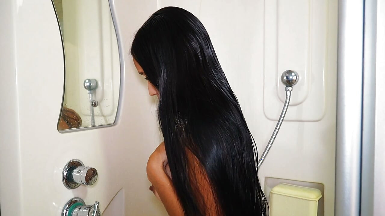 MY STEPBROTHER FUCKS MY ASS RIGHT AFTER THE SHOWER AND NOBODY NOTICES