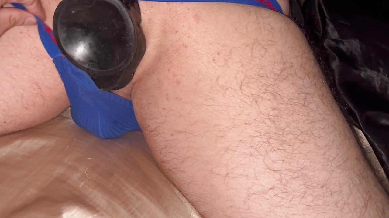 Фаллоимитатор 24 см, минет и трах