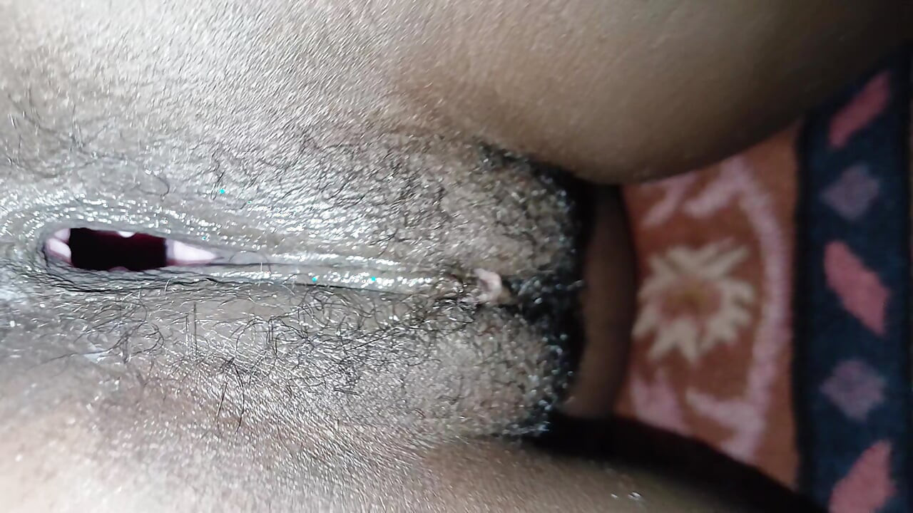 Spanking mit ihr während ds, muschi furzt, während sie stöhnt