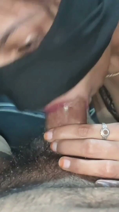 Esposa gostosa Violet Viper trai o marido com o melhor amigo dele | Clipe 1