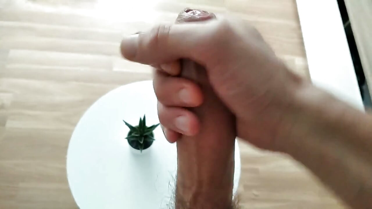 The Piggest Guy with the Giant Cock Came and Filled His Whole Cock with Milk