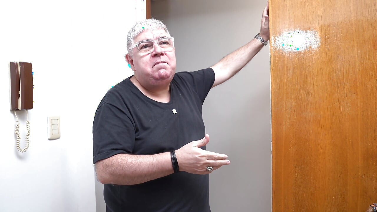 Ik Dacht Dat Mijn Partner Homo Was, Maar Hij Was De Bezorger Als Ik Het Geld Ging Halen