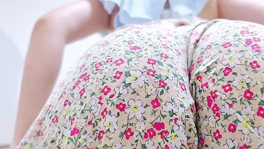 Не говори никому, что видели эту большую попку в хиджабе.