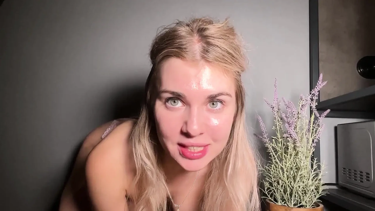 This Babe Missed Her Stepdaddy's Cock so Much While He Was Away