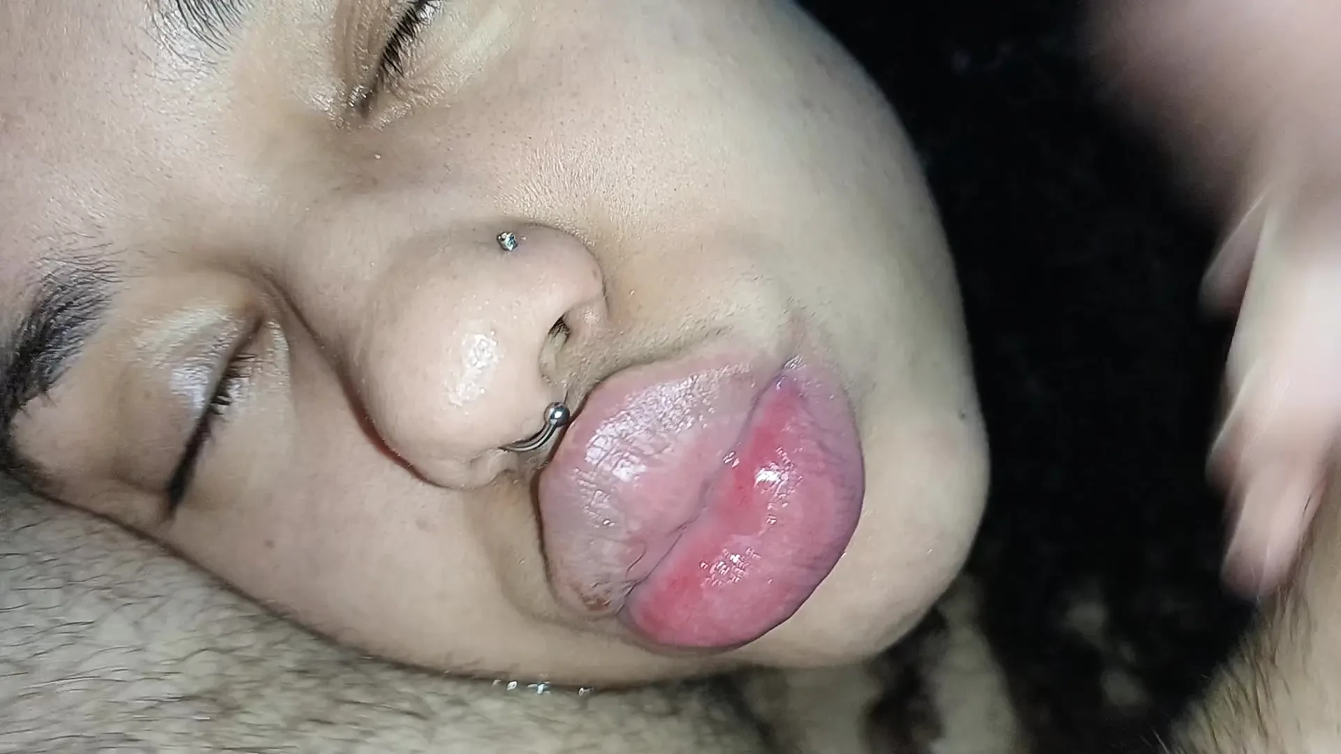 SHE WAITS EAGERLY FOR A LOT OF CREAMPIE IN HER HUNGRY LITTLE MOUTH