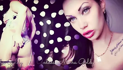 Lip gloss & nafsu tubuh sensual!