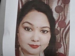 Pooja Mehra Cum homenaje