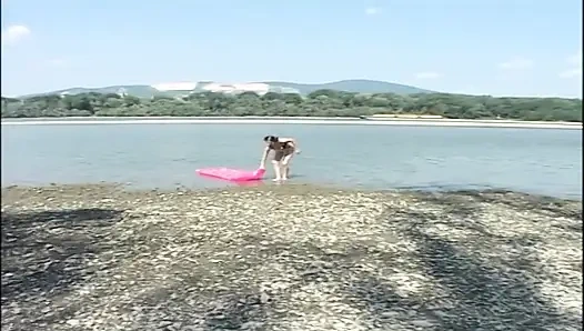 Тинка Писает И Трахается С Возбужденным Дедушкой На Улице