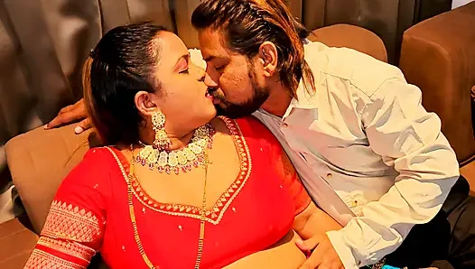 Desi indian Bhabhi dever hardcore sex with beautiful sari hot video..