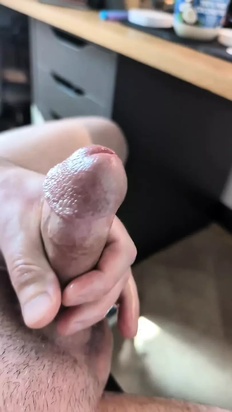 Dagens andra sperma - fortfarande kåt efter lunchsex