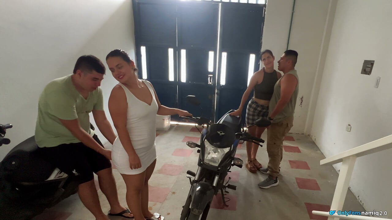 BEAUTIFUL LATINAS GIVE US ASS IN A PARKING LOT, PUSSY FULL OF CUM