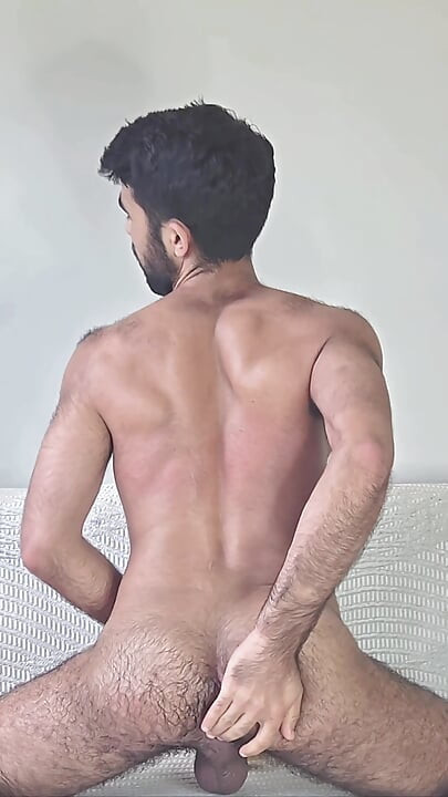 The way it stretches me open and hits every sensitive spot makes me moan like crazy