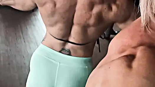 Fit enough to be your buffed mommy