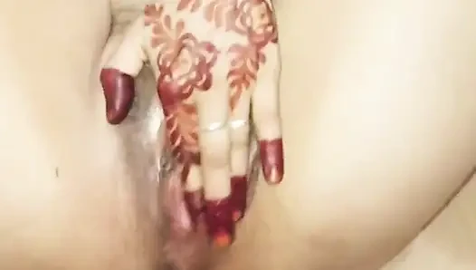 Priya bhabi große muschi-show