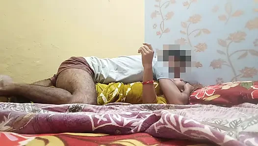 Индийскую красотку жестко трахнули в миссионерской позе, раком и минетом