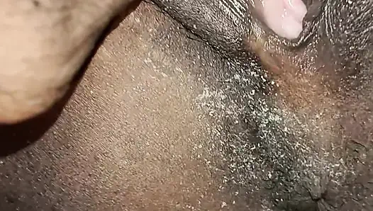 Hintli kadın baştan çıkarıyor