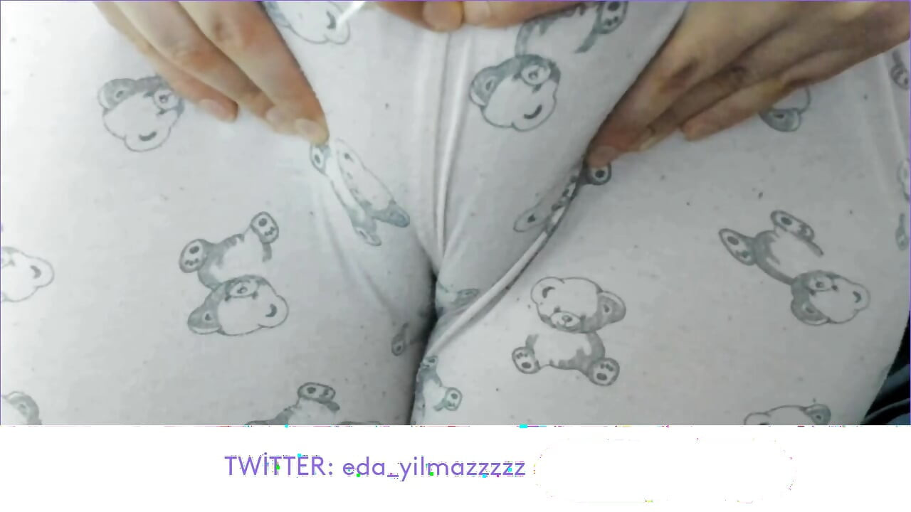 CAMELTOE- phoola huaa billi- sooji huee billi- pajaama- turki porn