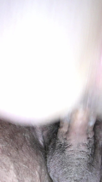 لحظة قوية من "ركوب القرفصاء CREAMPIE - لقطة مقربة فوضوية بعد النشوة الجنسية القرفصاء اللعنة!"