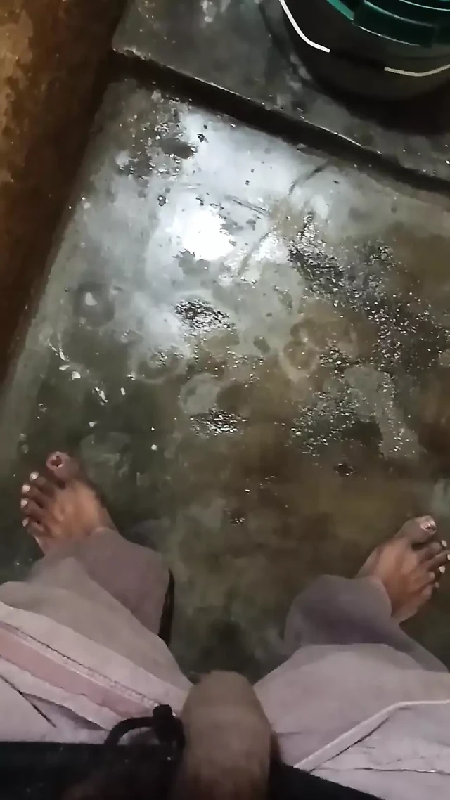 Self Handjobing