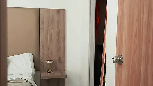 Lezbiyen Ve Tutkulu Kayınbiraderler Birbirlerinin Vajinasını Yiyip Orgazma Ulaşmak Için Mastürbasyon Yapıyorlar