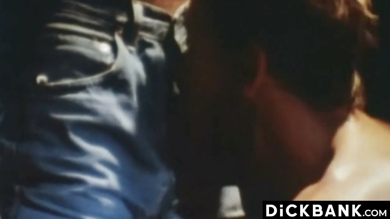 Tim O'Brien y Frank Rappola en trío de fisting con Kurt Williams