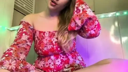 Jucielussie azdırıyor Boşalmamaya çalış