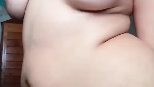 Massaging My Curvy Body with Oil and My Thick Ass