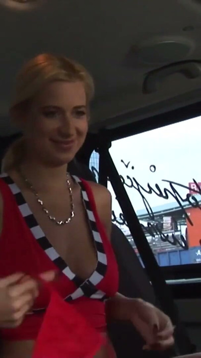 Anastasia an der Strasse angesprochen und im BumsBus gefickt | Clip 2