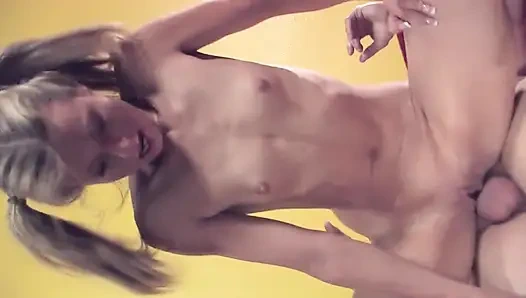 Anal passion - ein blondes teenie wird anal geknallt