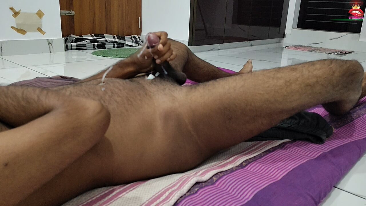 Beautiful indian slim boy masturbating video real homemade video