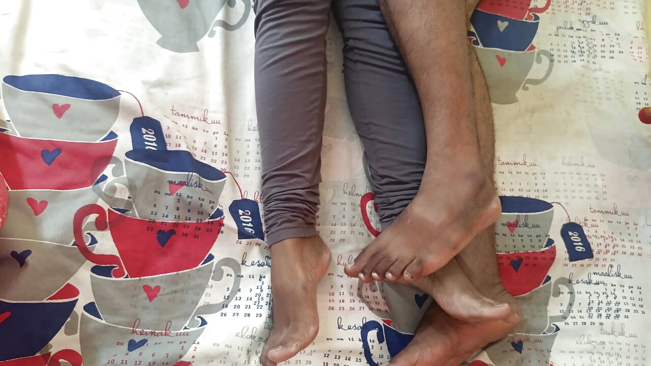 Step brother enjoying bed with house wife